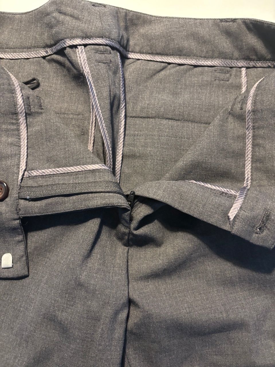 Pantalons: Sommerhose – D'occasion à Eglisau par SAM240186 2