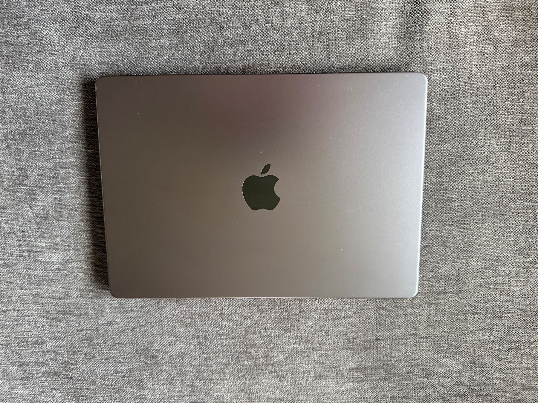 Apple Notebook: Macbook Pro M3 Space Grey 14" 18GB RAM 512GB SSD – Usato da Hägendorf venduto da jan_sj26 1