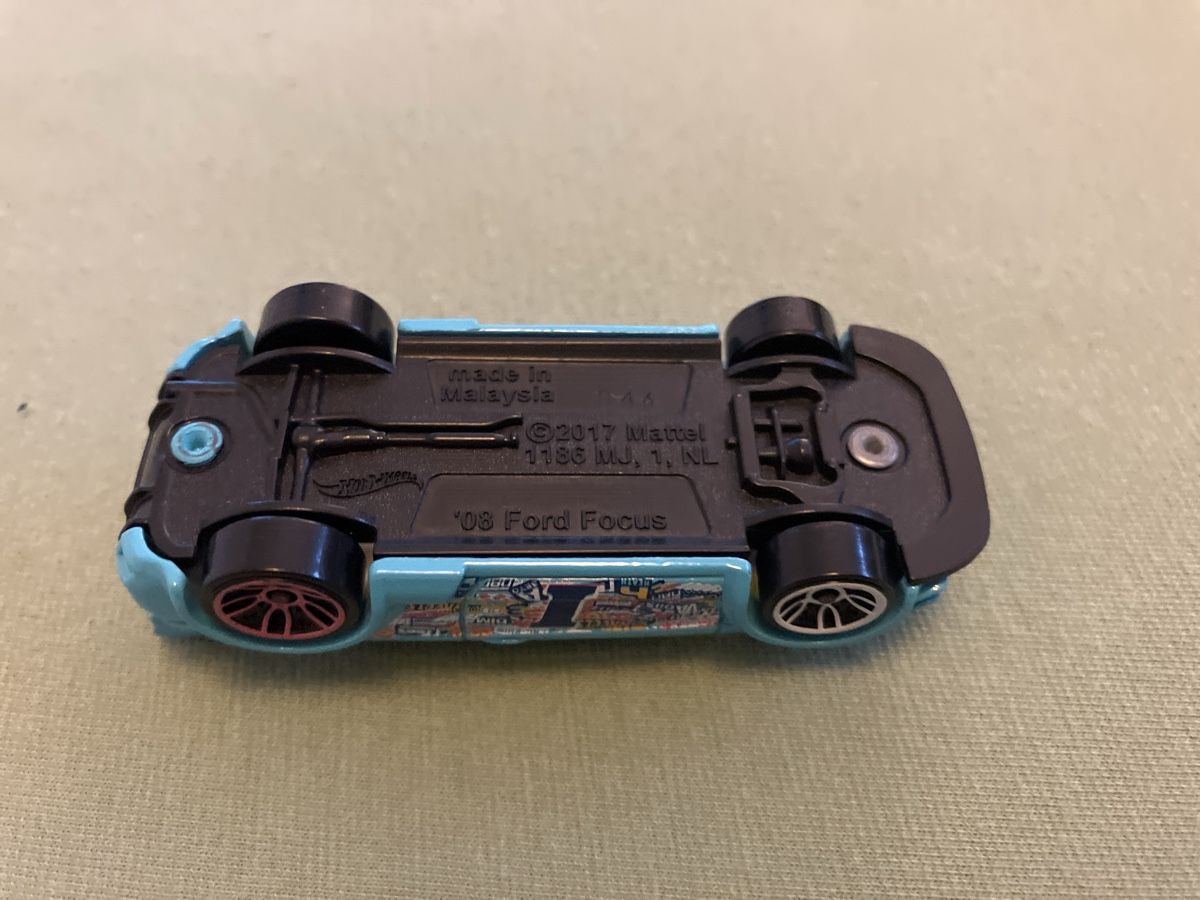 Hot Wheels Modellini d'auto: Hotwheels  Race Ford Focus  – Usato da Luzern venduto da tra_t8h7 2