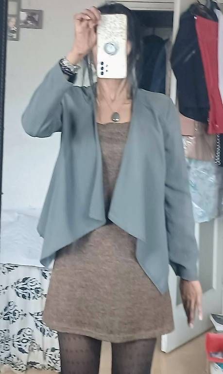 Jacken: Taille 34 Blazer asymétrique khaki class – Gebraucht aus La Chaux-de-Fonds von jen_h95m 3