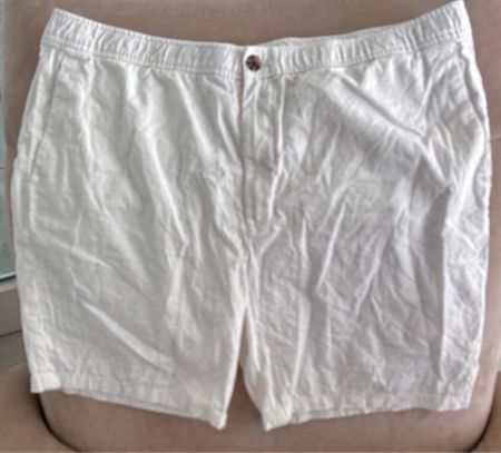 Sommerliche Herren Shorts, Farbe Creme, Grösse Xl
