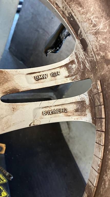 Pneumatici & Ruote complete: 2x BMW Räder  – Usato da Schinznach Bad venduto da yomann