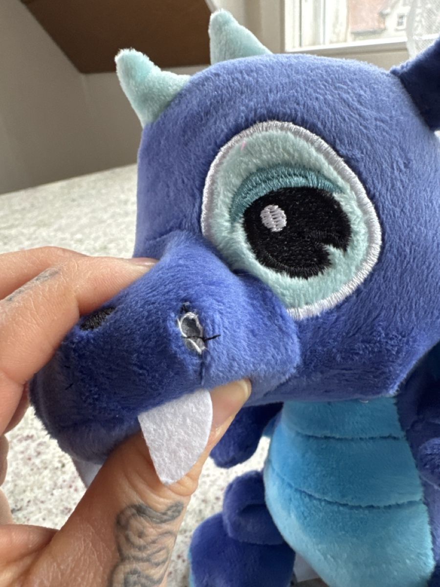Spielzeuge: Plüschtier Drache blau  – Gebraucht aus Heiden von Bettyk11. 1