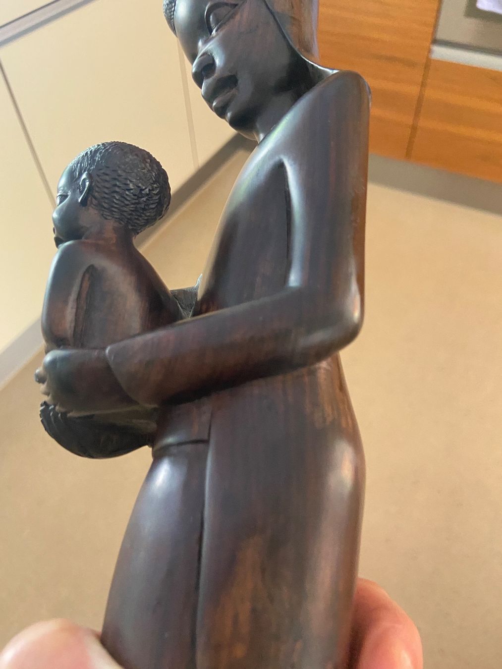 Skulpturen & Statuen: holz figur afrikanisch wunderschön verarbeitet mutter & kind – Gebraucht aus Gipf-Oberfrick von Iberico 4