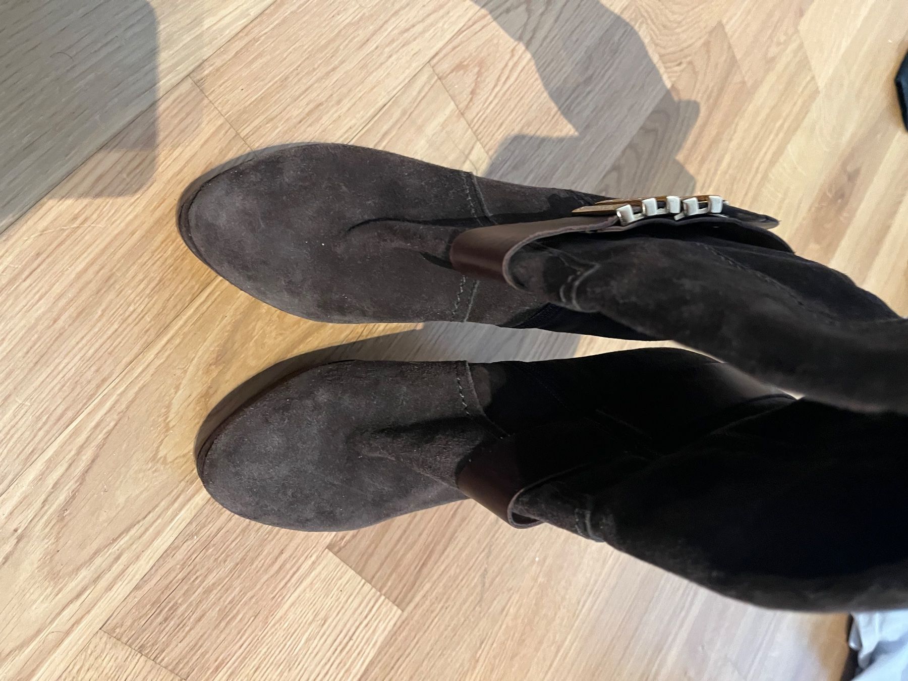 Chaussures femmes: 2 Paar Echtleder Stiefel Bata – D'occasion à Glattpark(Opfikon) par Murphy2912 2
