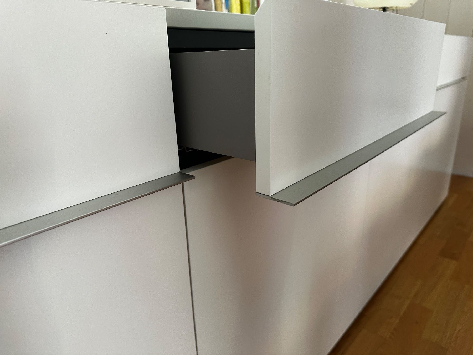Team By Wellis Kommoden: Sideboard Team by Wellis – Gebraucht aus Disentis/Mustér von aalessandra 2