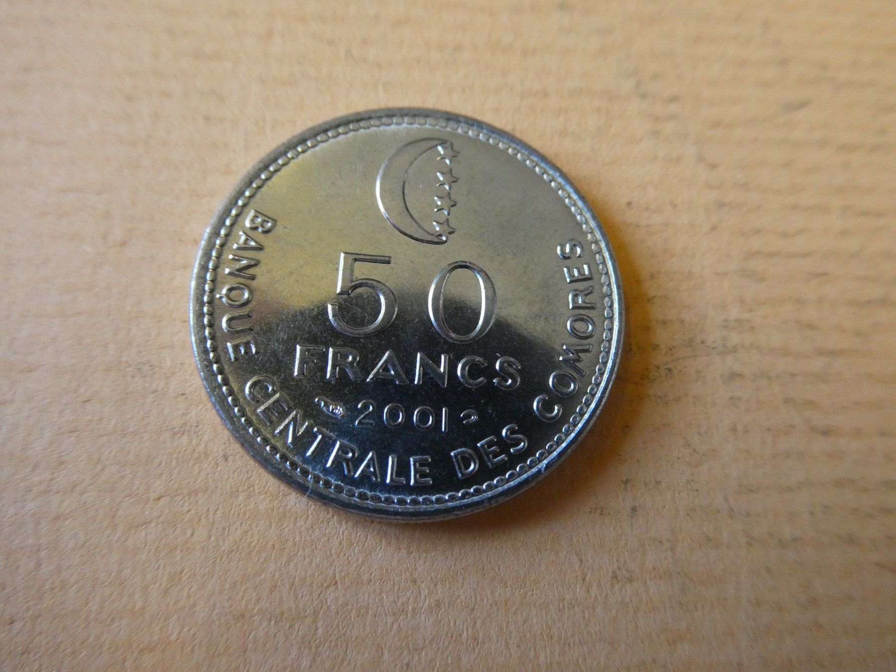 Tutti le monete: Comores 2001, 50 Francs     unzirkuliert – Usato da Hinterforst venduto da Rohusri 1