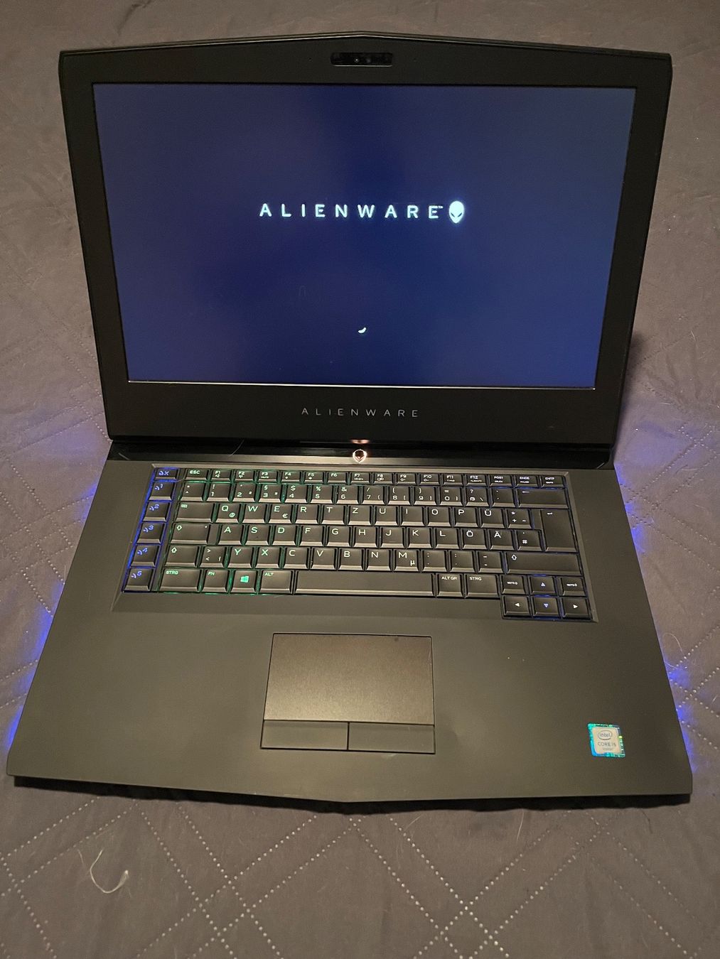 Alienware Notebooks: Dell Alienware 15 R3 Gaming Laptop – Gebraucht aus Dietikon von  1