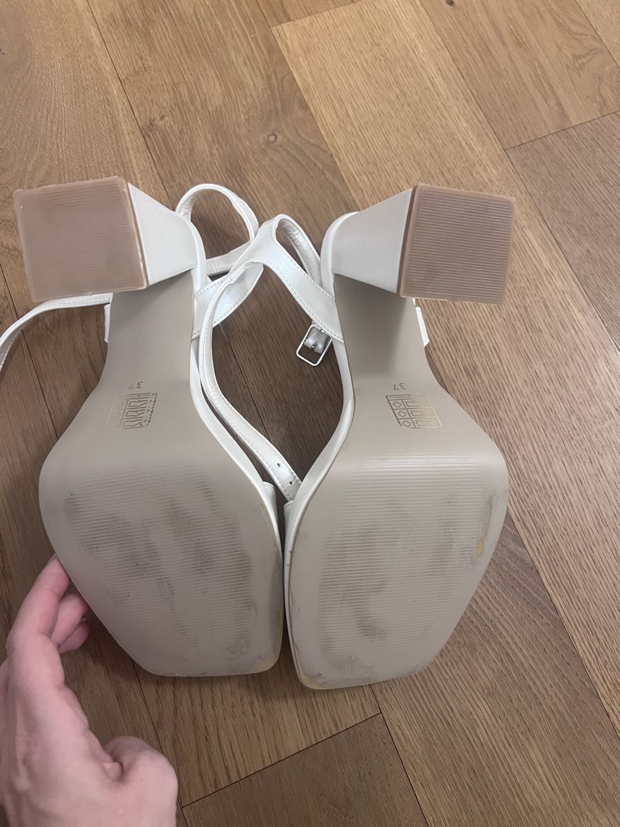 Scarpe da donna: Brautschuhe / sandalen – Nuovo (secondo la descrizione) da Root venduto da Fashionhomeandmore 3