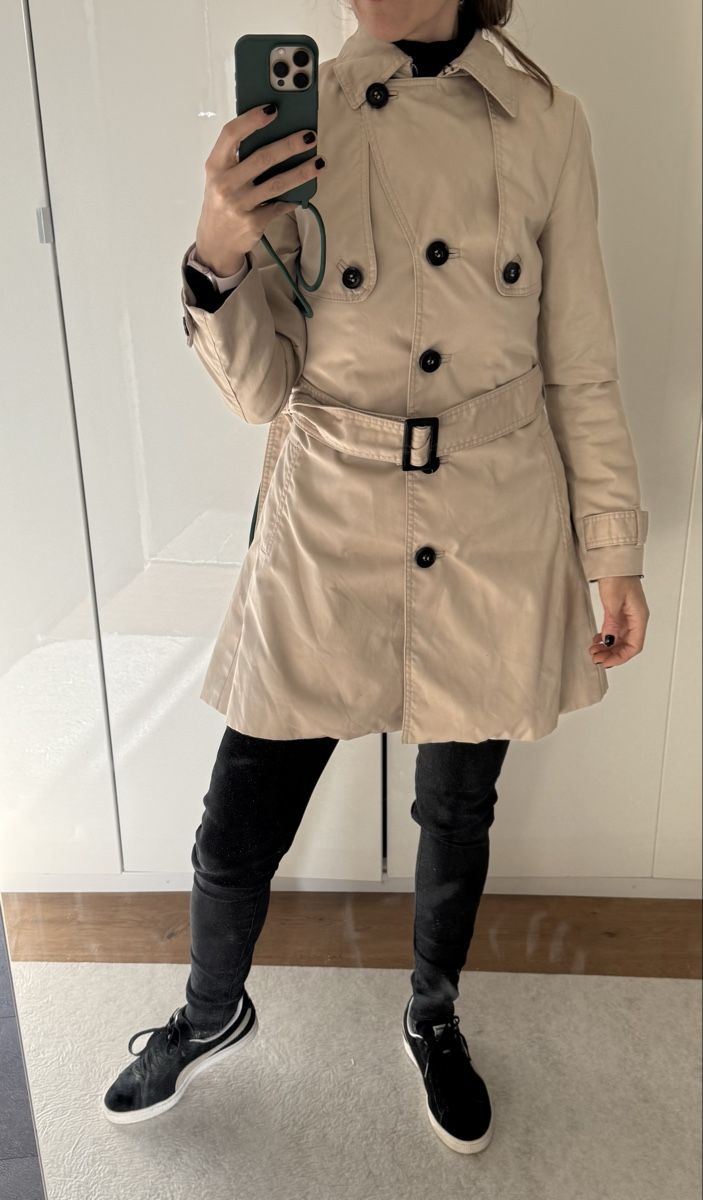 H&M Cappotti: Stylish Beige Trench Coat Mantel – Usato da Zürich venduto da Sashkica 1