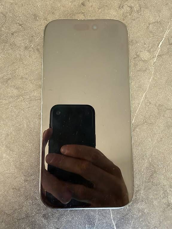 Telefoni cellulari / Smartphones: iPhone 16 Pro 256 GB Black Titanium – Usato da Zürich venduto da michi2810