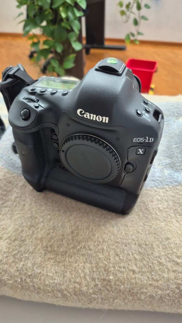 Canon Fotocamera: Canon 1DX mki + Intervalltimer – Usato da Arcegno venduto da Ad86 2