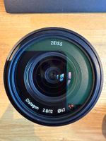 Zeiss Objektiv Distagon Touit 2,8/12 mit Sony E-Mount