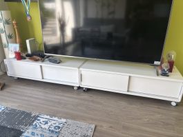 Side Board weiss mit Rollen 2 Elemente guter Zustand