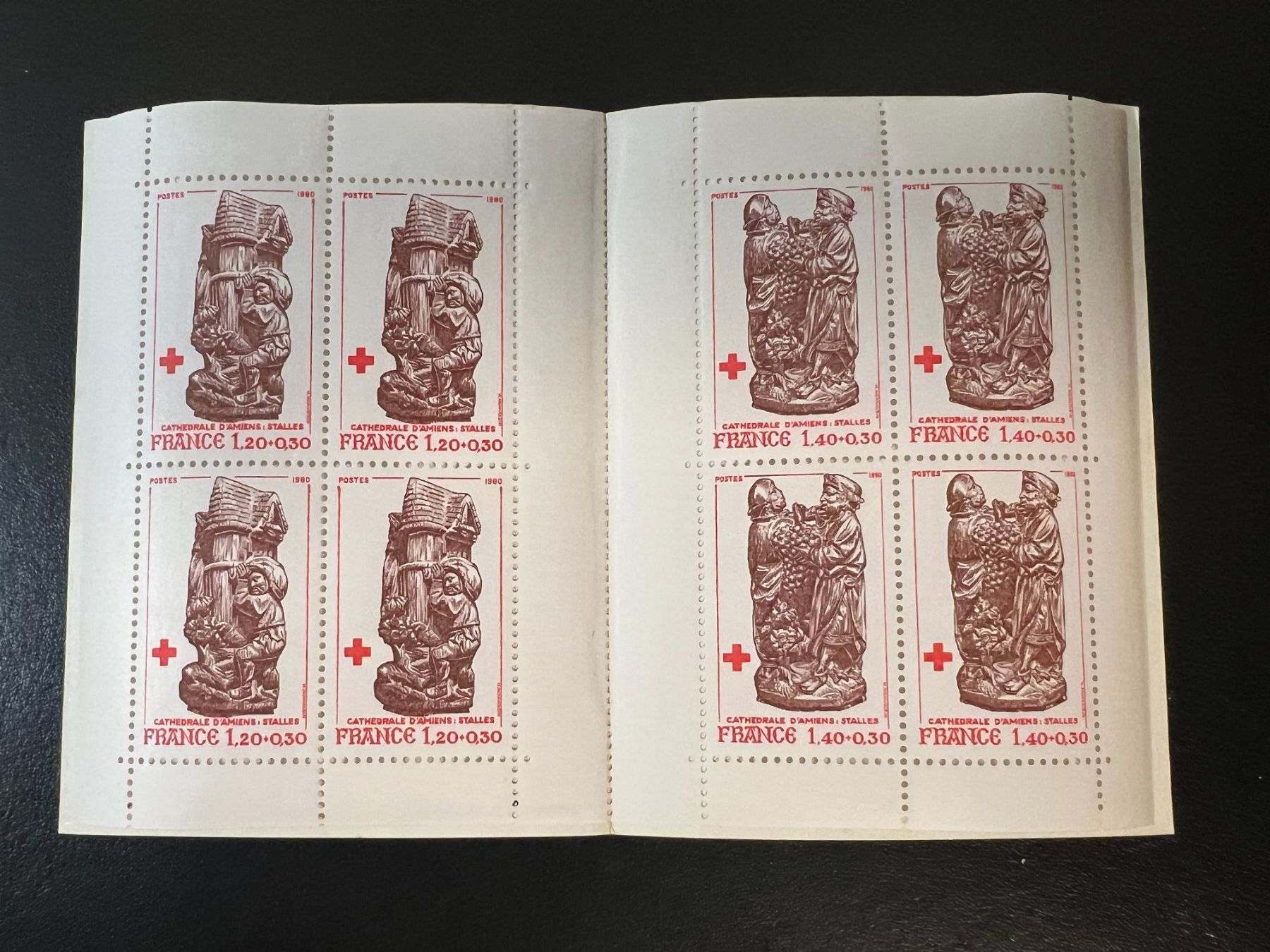 Tutti i francobolli: () Année complète 1980 Neufs** – Nuovo e nell'imballaggio originale da Lausanne venduto da ffhoud 2