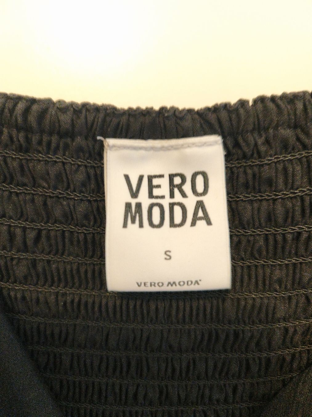 Vero Moda Vestiti: schwarzes Vera Moda Kleid Grösse S – Usato da Untersiggenthal venduto da iknisleh 1