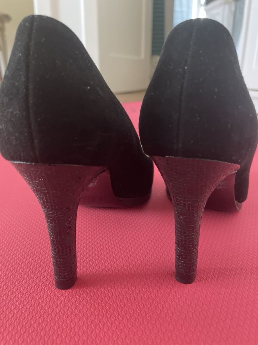 Kaiser Scarpe da donna: Pumps Peter Kaiser schwarz mit Schmuckstein-Applikation 36 – Nuovo (secondo la descrizione) da Baar venduto da adele06 2