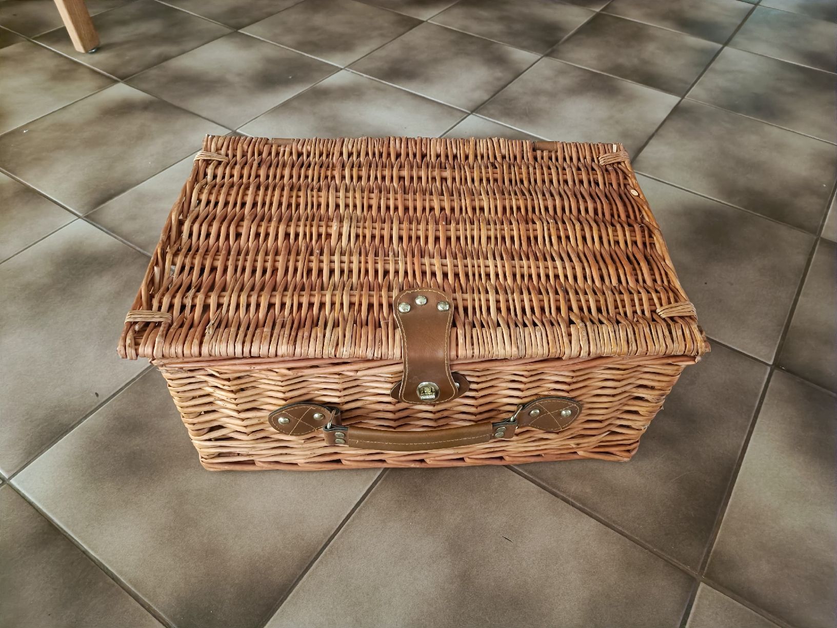 Sonstige Dekorationen & Accessoires: Hundematerialbox – Gebraucht aus Estavayer-le-Lac von Scosde