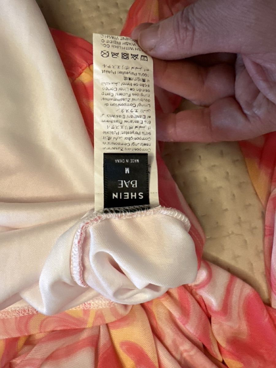 Kleider: Kleid Gr M  – Gebraucht aus Volketswil von Sina008 5