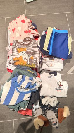 Konvolut Kinderkleidung Grösse verschiedene Marken gut