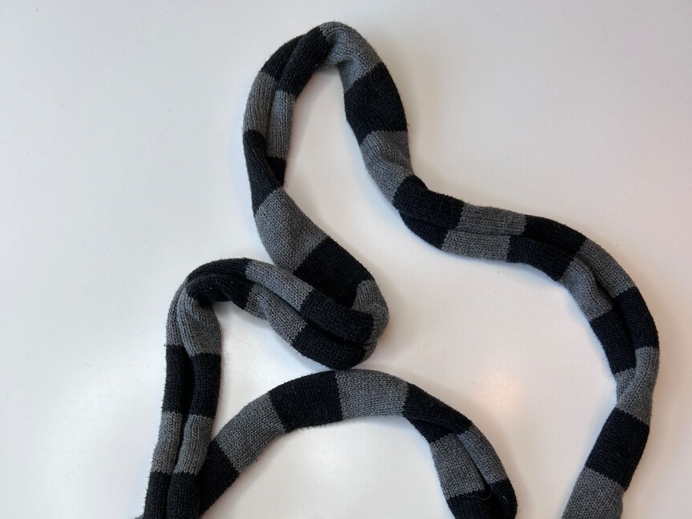 Zara Foulard & Sciarpe: NEU Minga London Schal – Nuovo e nell'imballaggio originale da St. Gallen venduto da look-twice 1