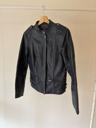 Veste en cuir bleu foncé pour femme, taille S, parfait état