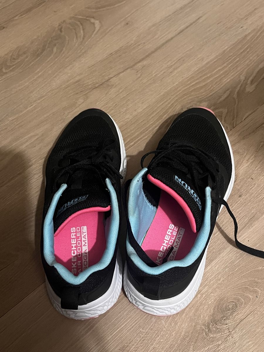 Skechers Scarpe per ragazzi: Kinderschuhe – Nuovo (secondo la descrizione) da Altstätten SG venduto da ali_f7vk 3