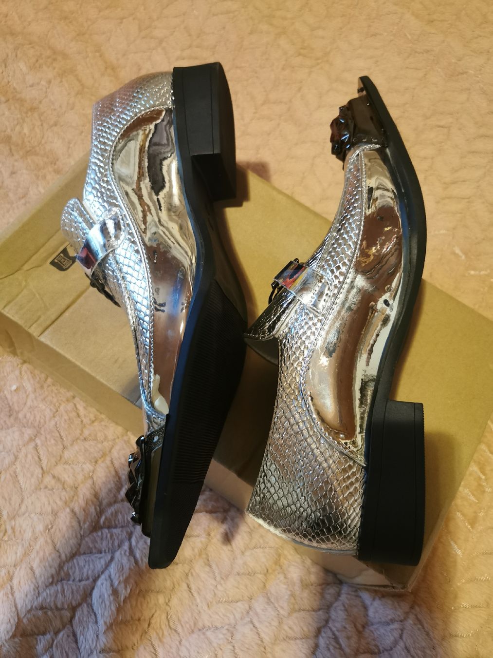 Scarpe da uomo: Party Schuhe Silberfarben gr. 40 – Nuovo e nell'imballaggio originale da Mellingen venduto da fra_g7y8 3