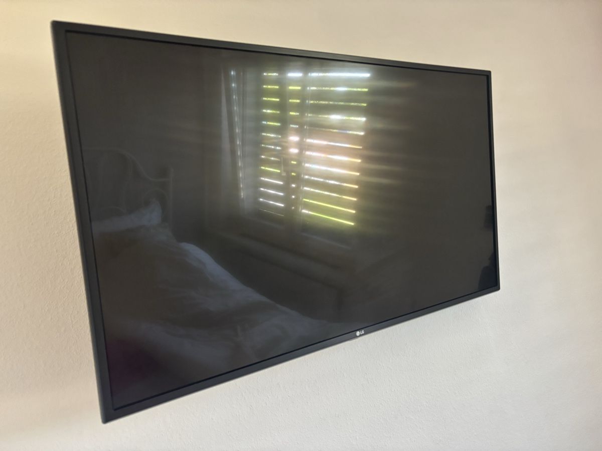 Televisori: Fernseher LG – Nuovo (secondo la descrizione) da Horgen venduto da jen_jlk5