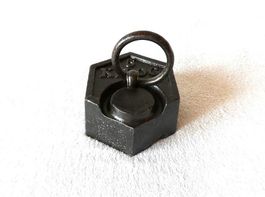 Alter 5 kg Gewichtsstein handgeschmiedet