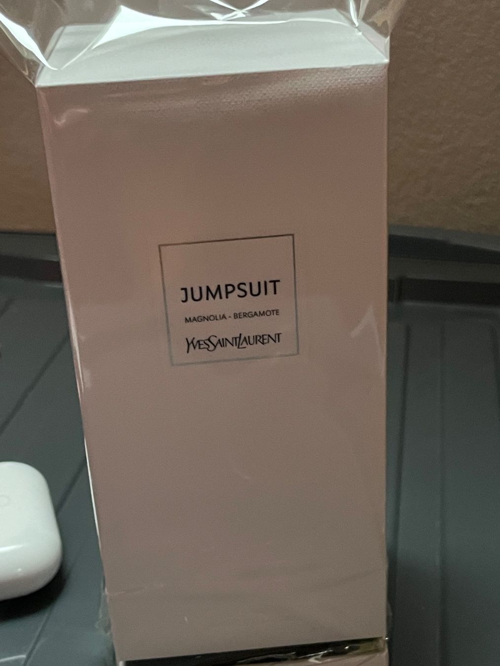 Saint Laurent Parfum & Eau de Toilette: Jumpsuit Magnolia-Bergamote YSL – Gebraucht aus Pieterlen von Ksenia3003