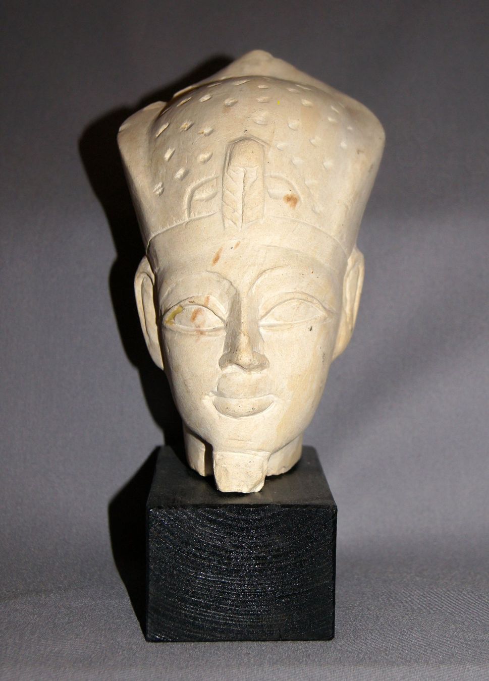 Sculture & Statue: Wunderbare, fein gestaltete Kopf-Büste eines Pharao – Usato da Geroldswil venduto da ARTEFACTO