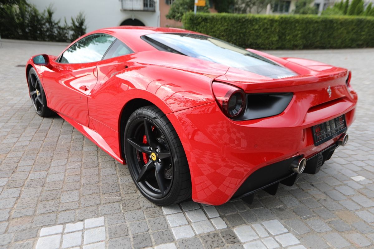 Ferrari Automobili: Ferrari 488 GTB, Top Zustand – Usato da Luzern venduto da Christian-07 2