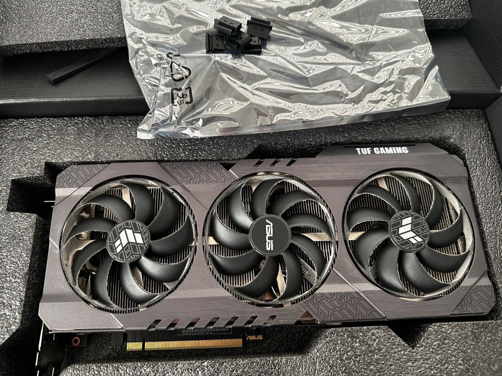 Asus TUF GAMING GeForce RTX 3090 OC 24GB (ohne LHR) (Gebraucht) in ...