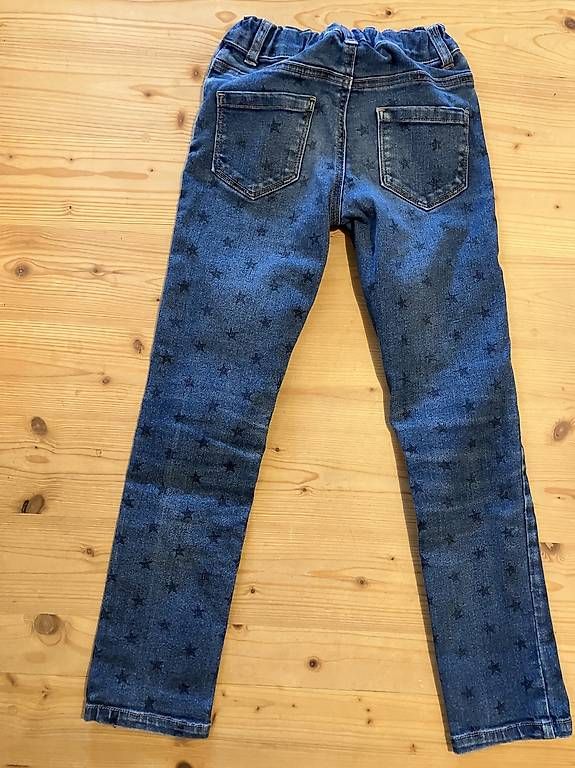 Pantaloni: Sternenjeans Gr.140 – Usato da Brunnadern venduto da Bumlebee 2
