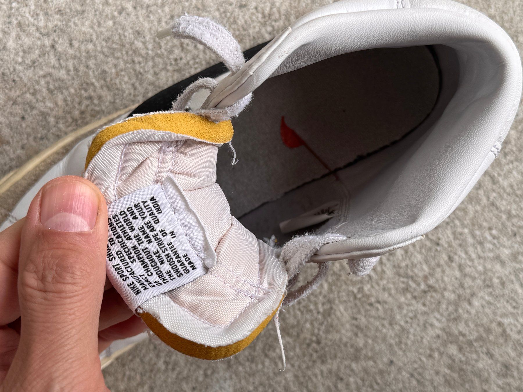 Nike Scarpe da uomo: Nike Sneaker, weiss, halbhoch Gr. 40 – Usato da Baar venduto da qsi2005 4