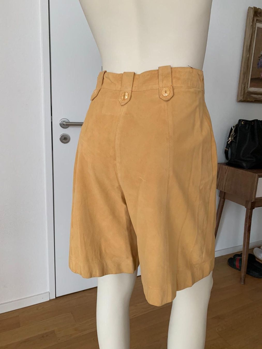 Pantaloni: Ledershorts – Usato da Unterägeri venduto da Jr61 2