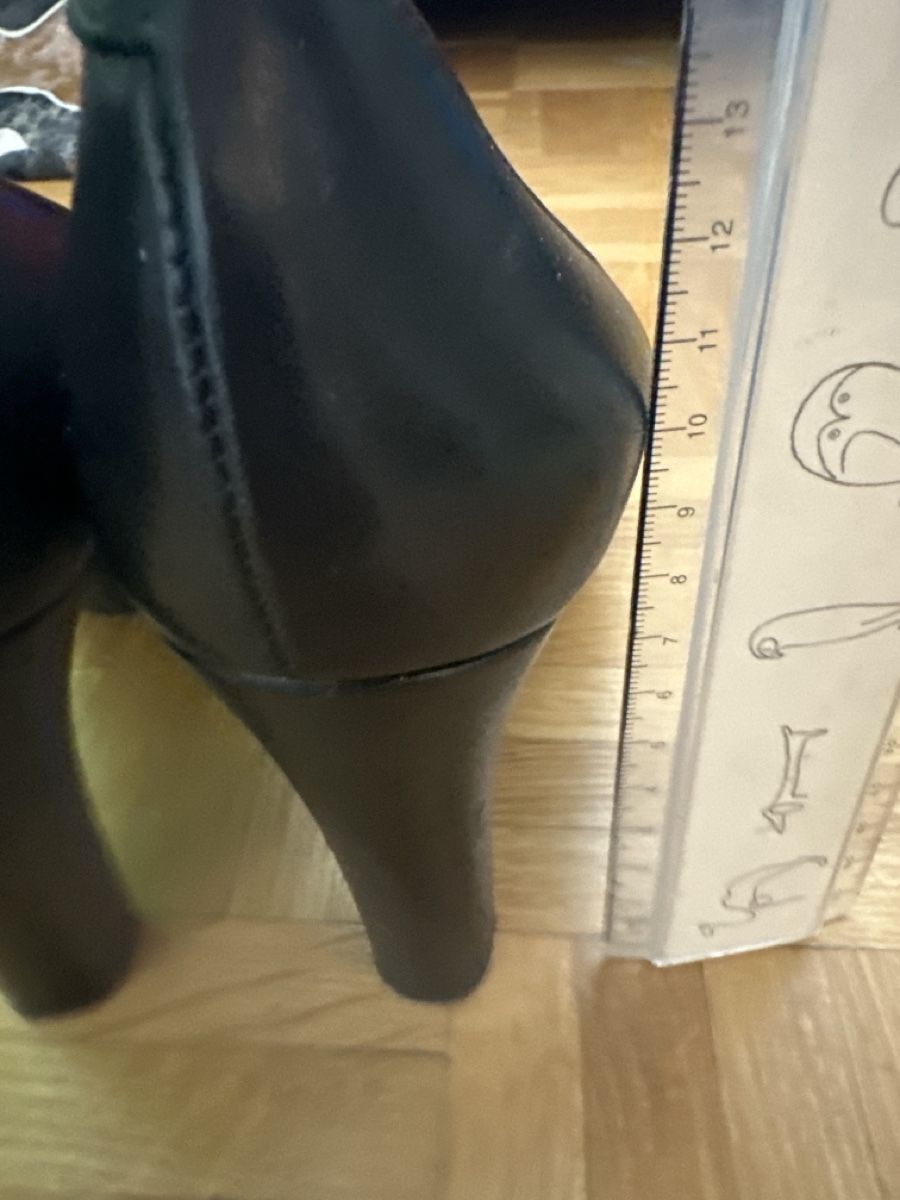 Damenschuhe: Unisa Pumps 38 – Gebraucht aus Riedikon von Torino99 2