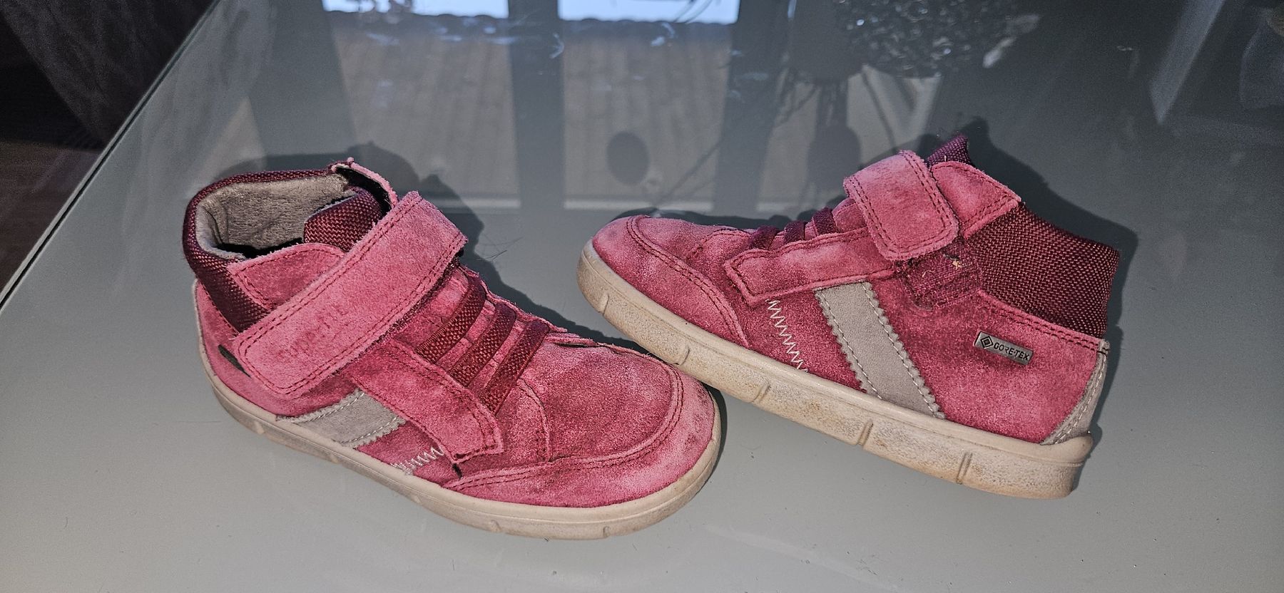 Superfit Scarpe per ragazze: Superfit Gore-tex Schuhe, Gr. 25, Mädchen! – Usato da Seuzach venduto da mar_8tfs 1