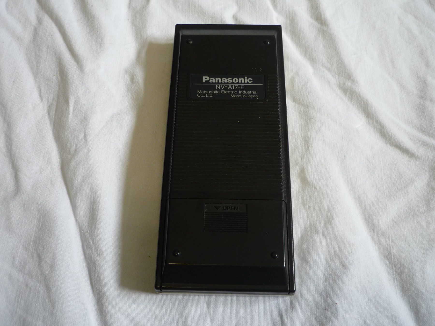 Panasonic Fernbedienungen: Panasonic - Videorecorder TV Fernbedienung - NV A17 E – Gebraucht aus Beringen von Flatretriever 1