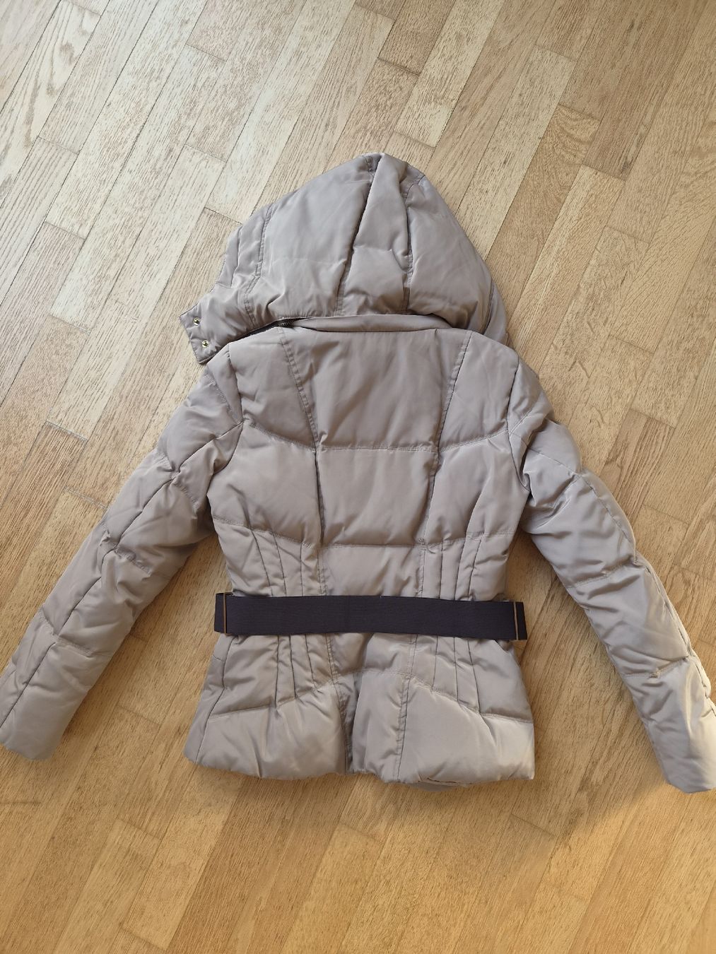 Zara Jacken: Elegante Zara Basic Steppjacke / Winterjacke – Gebraucht aus Männedorf von yen_6pbt 2