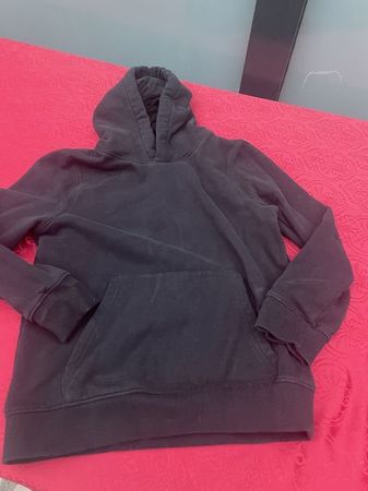 Junge Kapuzen Pullover schwarz 152/158