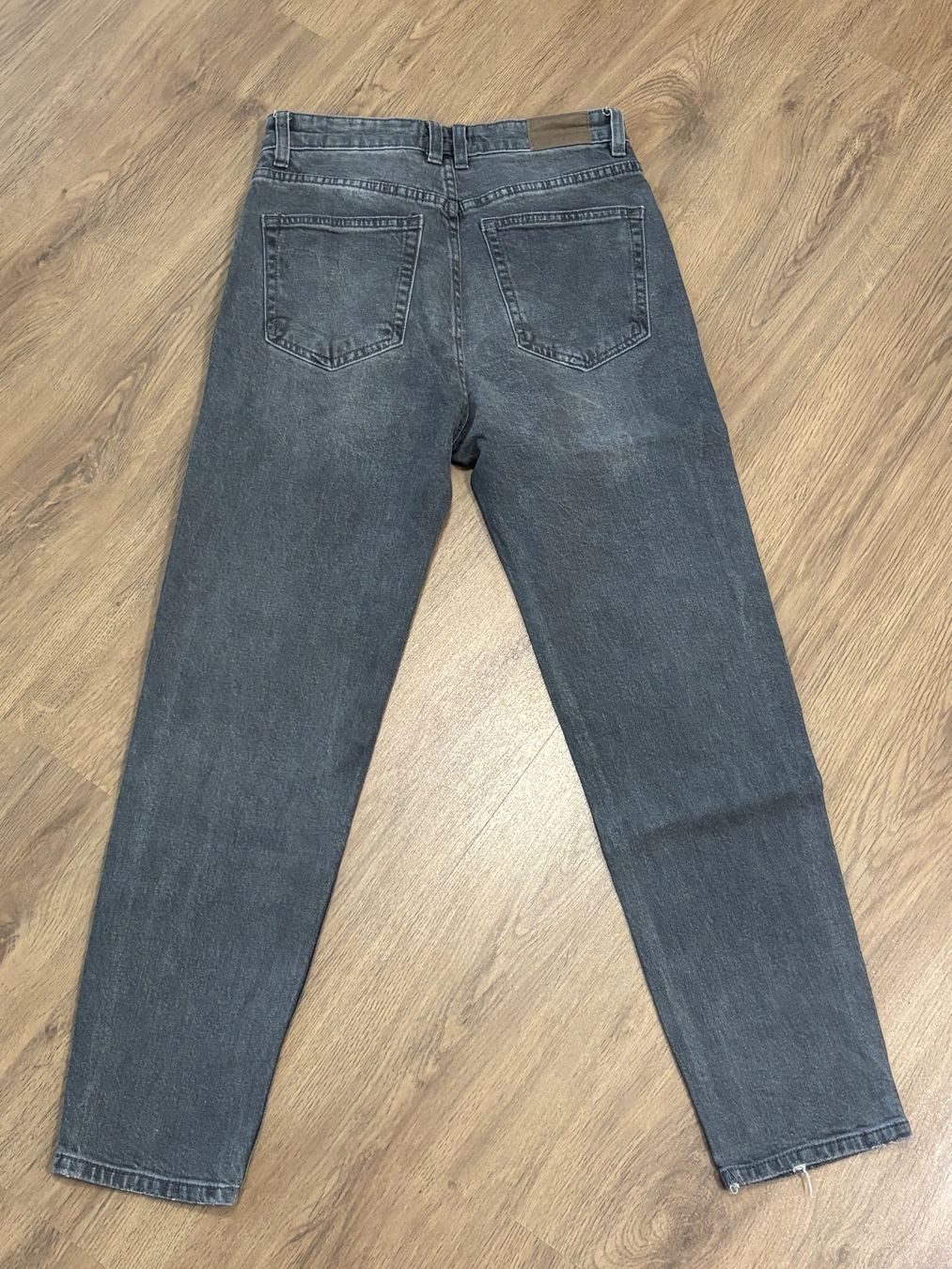 Pull&Bear Jeans: Coole Jeans - Pull and Bear - grau - Gr. 36 – Usato da Brügg BE venduto da rutschimedizin 1