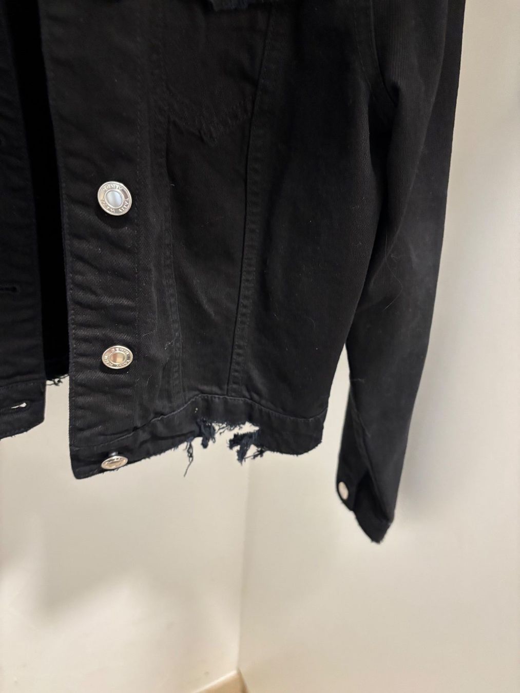 Jacken: Jeansjacke schwarz, Grösse 38 – Gebraucht aus Bünzen von noemi_3105 2