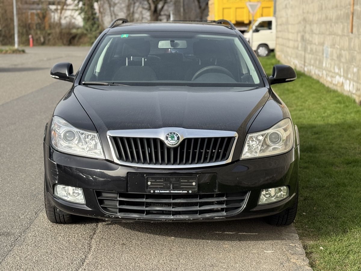 Skoda Automobili: SKODA Octavia Combi 1.6 TDI Ambiente – Usato da Oberentfelden venduto da Blackrose75