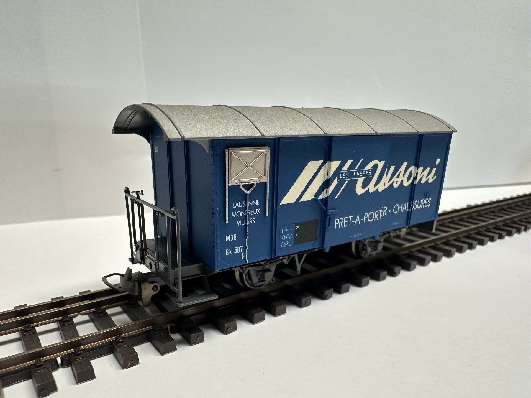 Bemo Modellini di ferrovie: Bemo - MOB Gk 507 - Gedeckter Güterwagen "Ausoni" – Nuovo e nell'imballaggio originale da Domat/Ems venduto da mmx4001 1