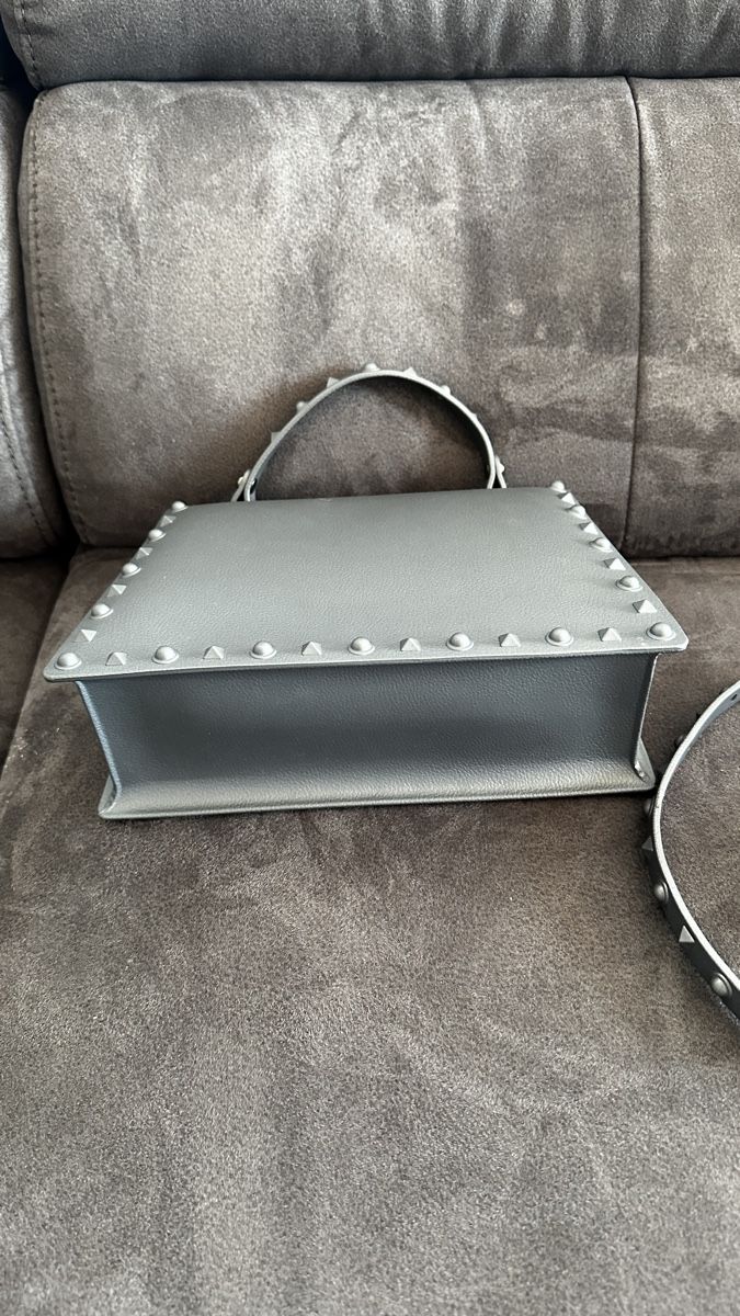 Borse da donna: Graue Handtasche mit Nieten, neu! – Nuovo (secondo la descrizione) da Winterthur venduto da -BeHappy24- 3