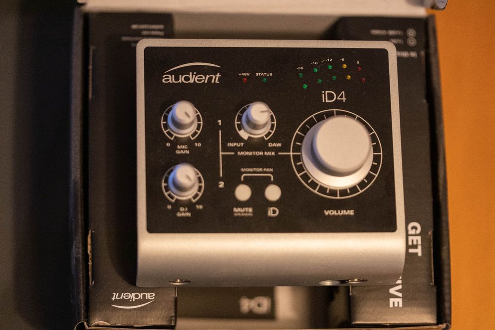 Audient ID4 Audio Interface (Gebraucht) in Ebikon für CHF 50 – mit ...