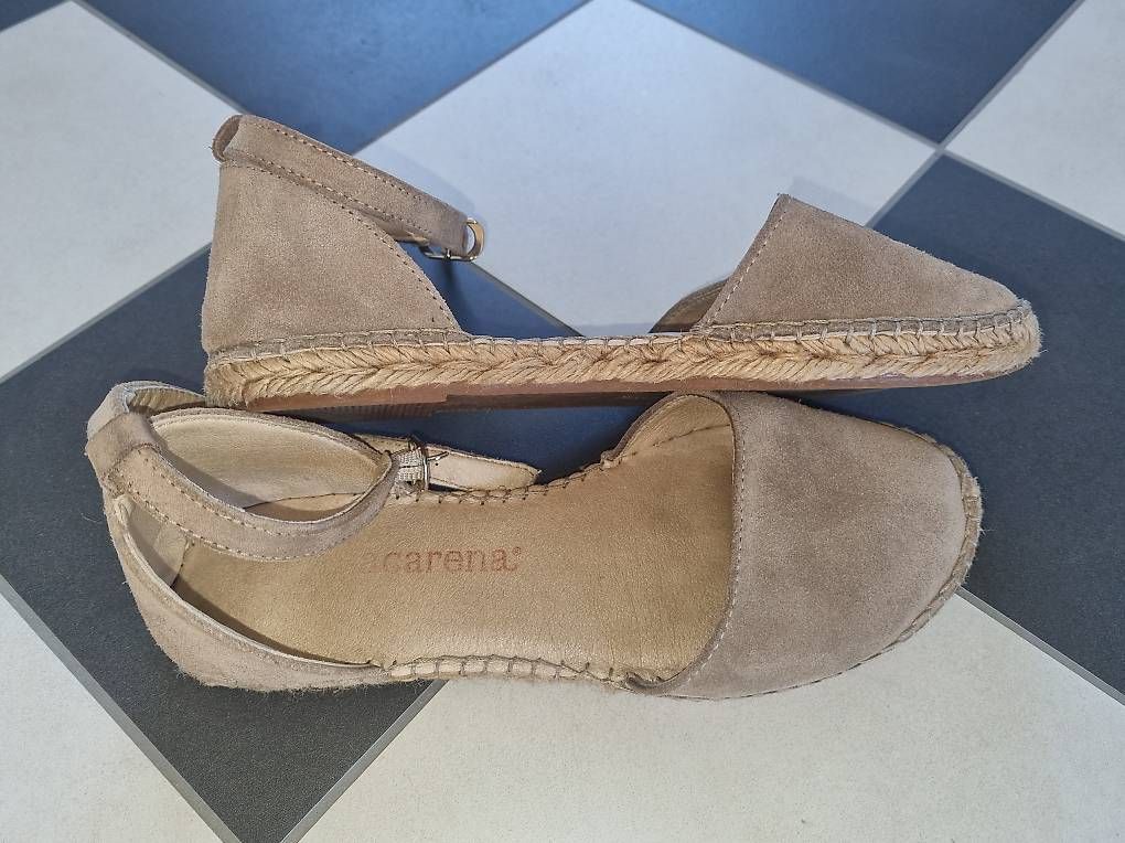 Scarpe da donna: Macarena Sandalen, Gr. 37 – Usato da Wilen (Sarnen) venduto da mamamomy 1