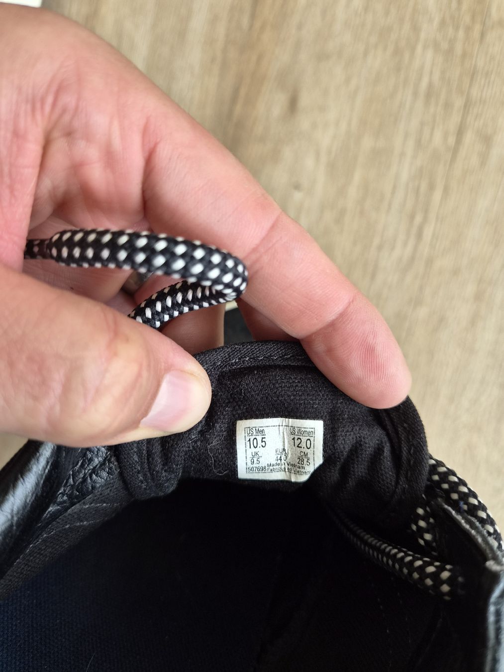 Vans Scarpe da uomo: Vans Cordura 44 – Usato da Tavannes venduto da set_kf2c 2